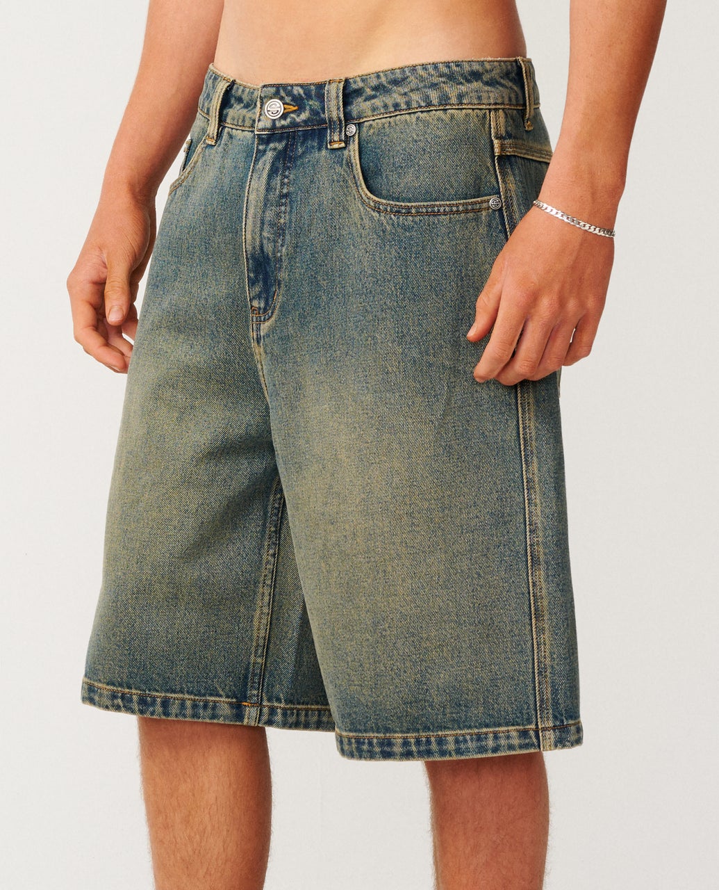 Archive Dirty Denim Walkie 23" Walkshort - Image 3