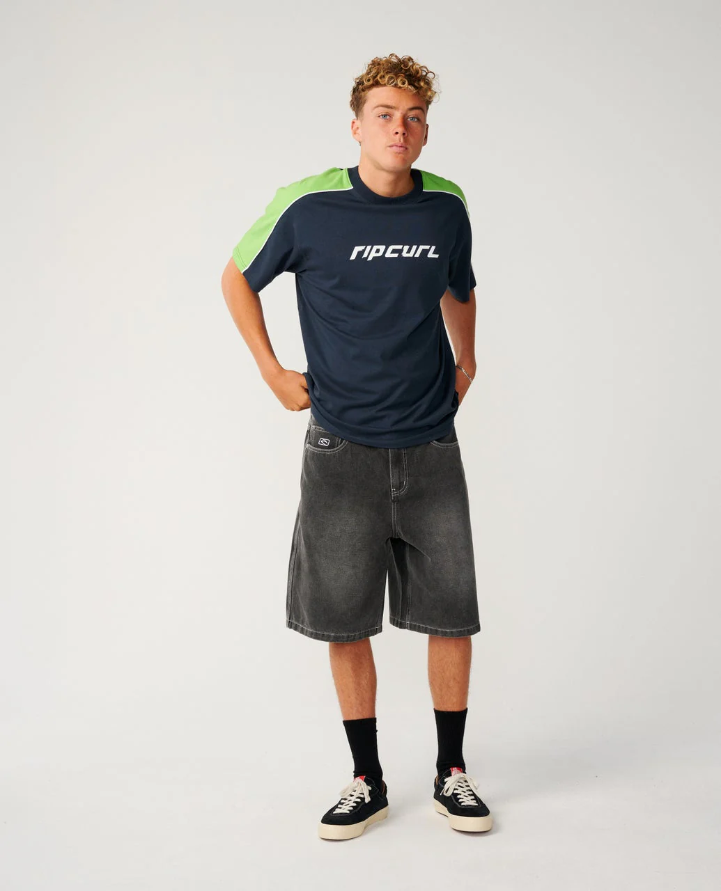 Archive Dirty Denim Walkie 23" Walkshort - Image 4