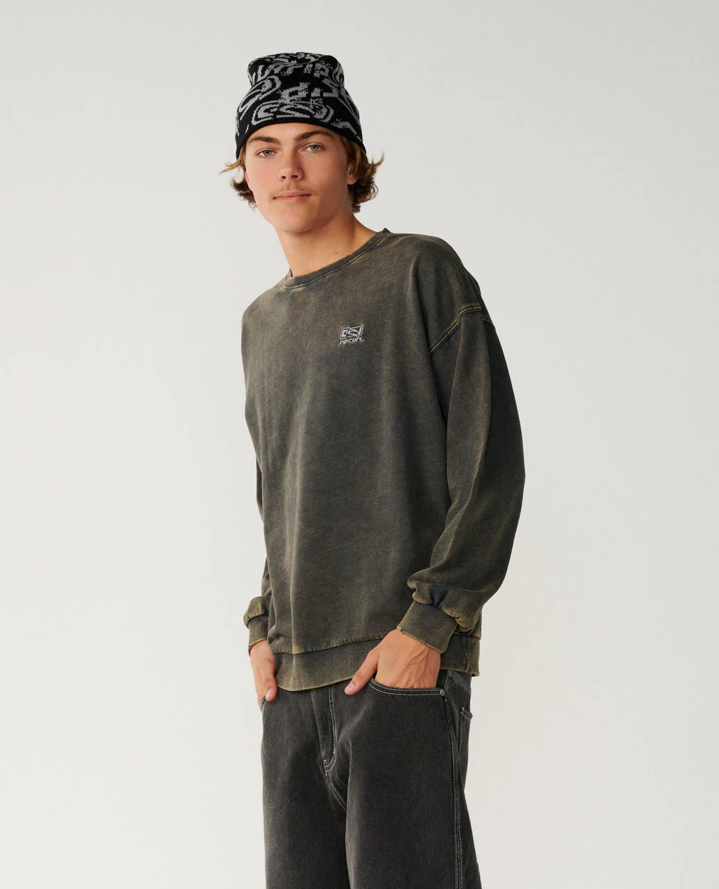 Archive Distressed Crew - Image 4