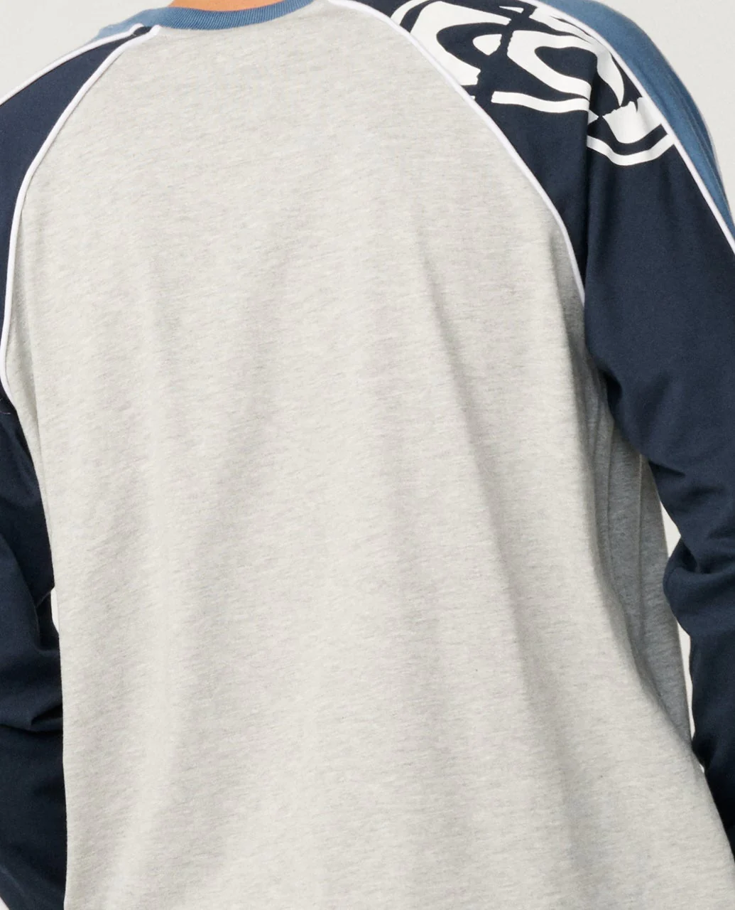 Archive Sandman Panel Long Sleeve Loose Tee - Image 5