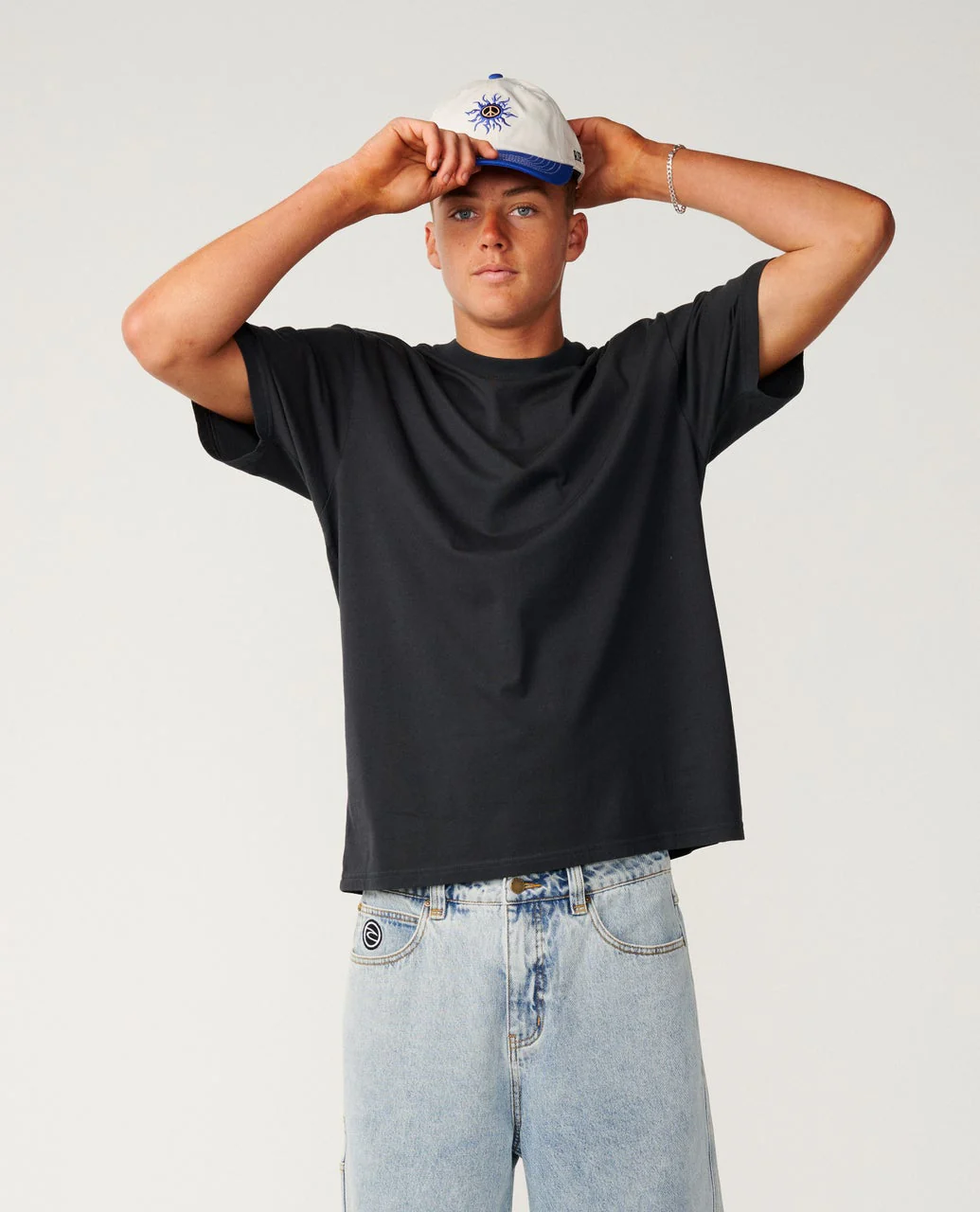 Classic Surf Wash Loose Tee - Image 5