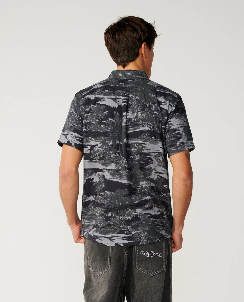 Dreamers Short Sleeve Shirt - Image 3