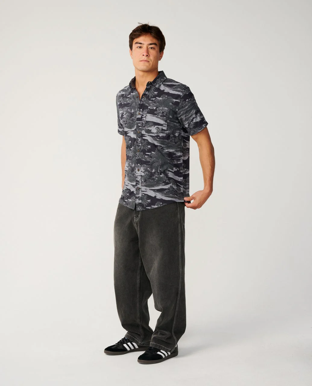 Dreamers Short Sleeve Shirt - Image 4