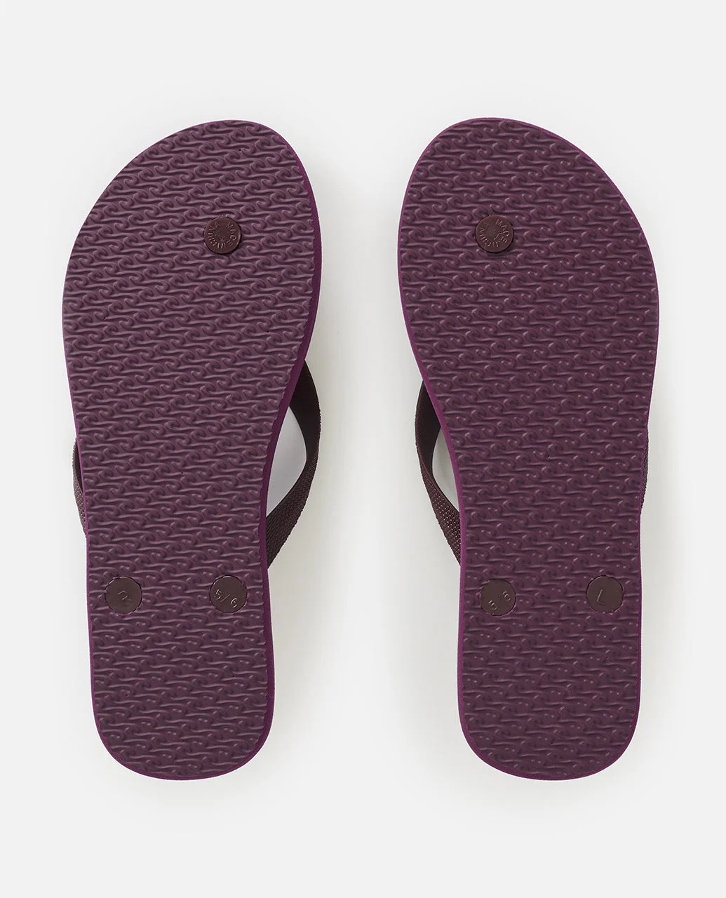 Essential Thongs - Image 4