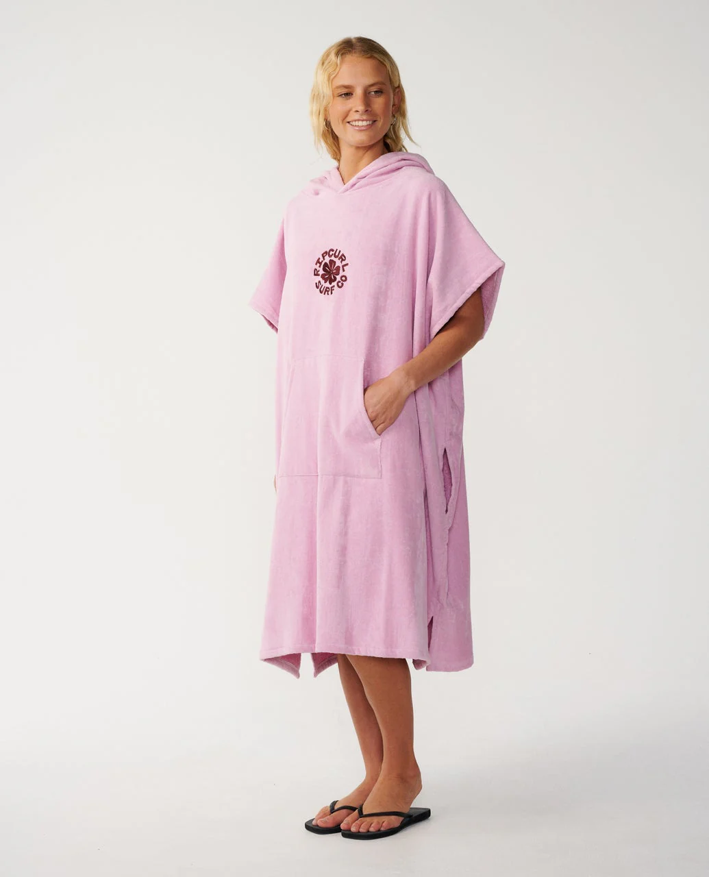 Icon Hooded Towel - Image 3