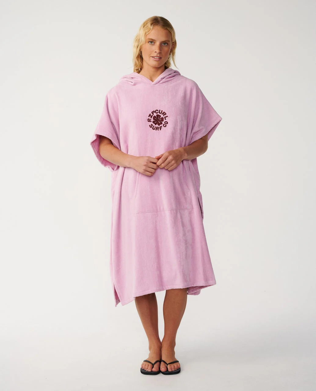 Icon Hooded Towel - Image 4