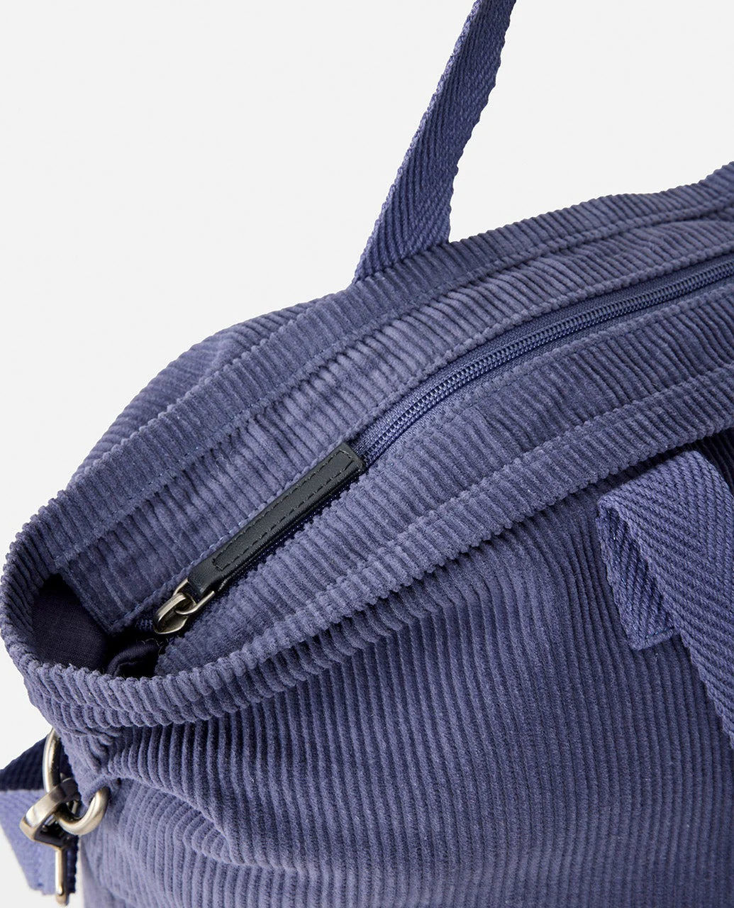Revival Cord 36L Duffle Bag - Image 5