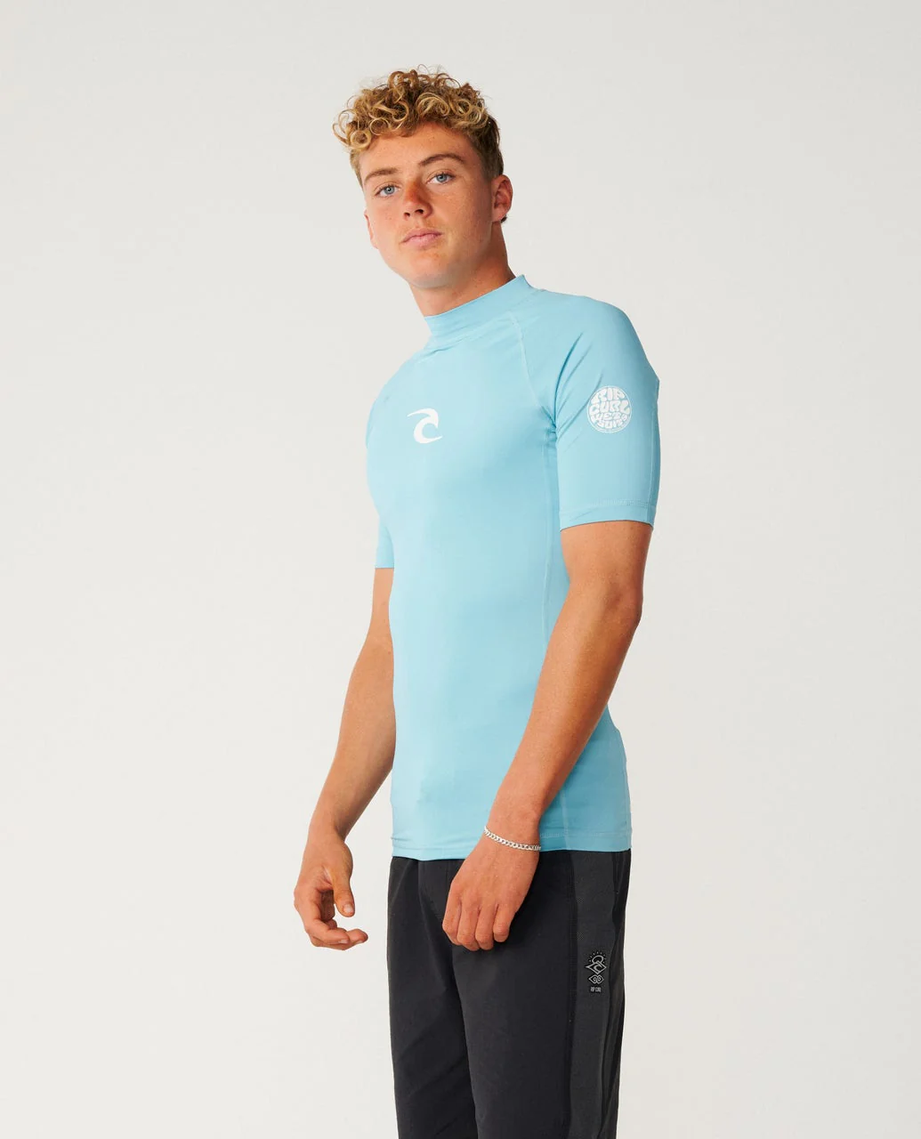 Waves Icon UPF Performance Short Sleeve Rash Vest - Image 2